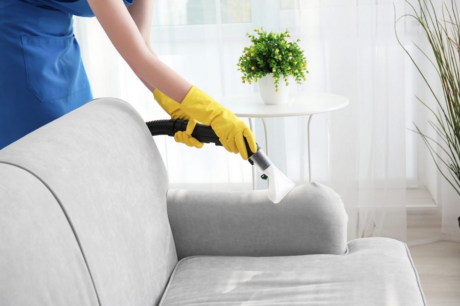 Sofa Cleaning Tips from the Professionals